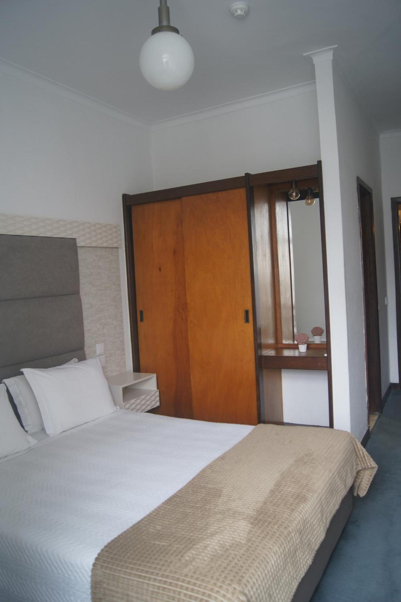 Hotel Chique Aliados ปอร์โต ภายนอก รูปภาพ